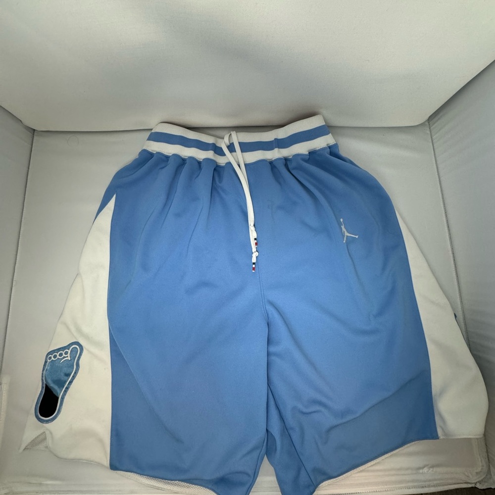 Jordan Basketball Shorts Size Medium